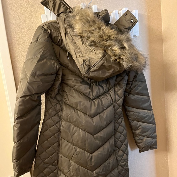 Jacket - Picture 1 of 4